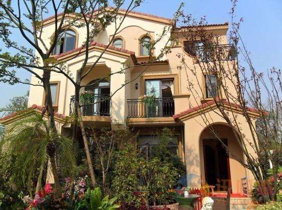 區(qū)域別墅保潔清洗服務